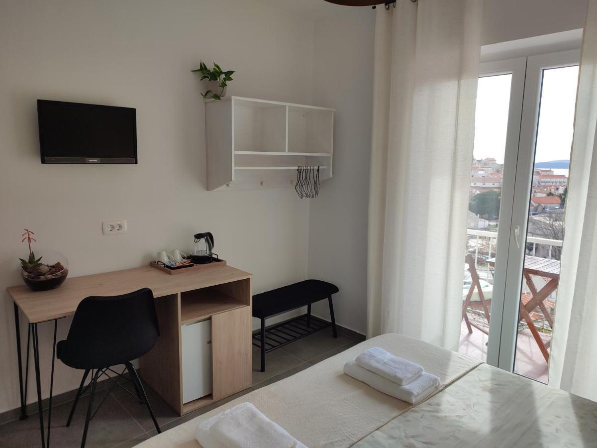 Guest House Vuljan Hvar Town Bagian luar foto