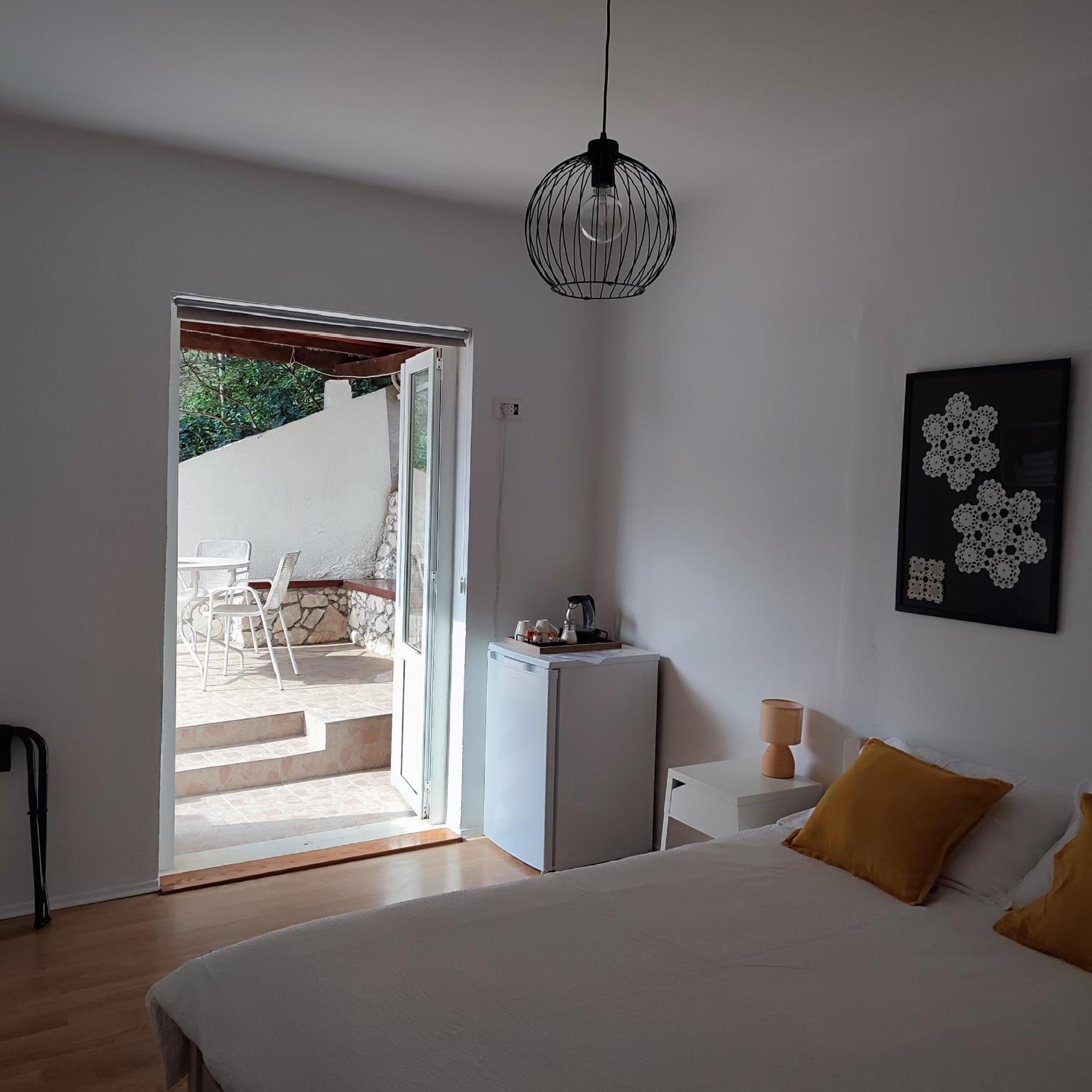 Guest House Vuljan Hvar Town Bagian luar foto